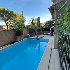  Accommodatie bij particulieren Independant Au Bonheur Cuisine Piscine Clim Proche Centre Village